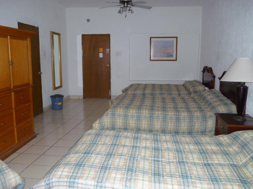 Hotel La Purisima La Paz Habitación foto