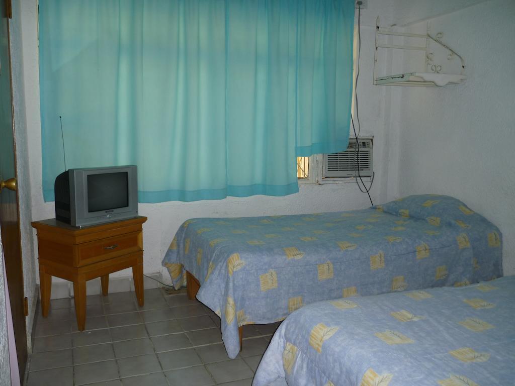 Hotel La Purisima La Paz Habitación foto
